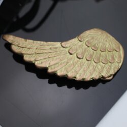 Angel Wing Belt Buckle Gold Perlmutt