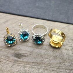 Rhinestone Ring mit 10 mm Swarovski Crystal, Gold Cocktail Crystal Ring