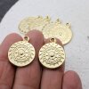 5 Pieces Mandala Pendant in gold – 22mm, Boho-Style Jewelry Piece