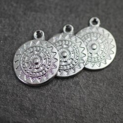 5 Pieces Mandala Pendant in Rhodium – 22mm, Boho-Style Jewelry Piece