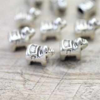 10 Elephant Shaped Metal Beads for Jewelry Making – Antique Silver Finish