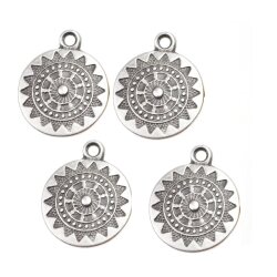 10 Pieces Mandala Pendant in Antique Silver – 22mm, Boho-Style Jewelry Piece