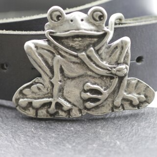 Frog belt clearance buckle