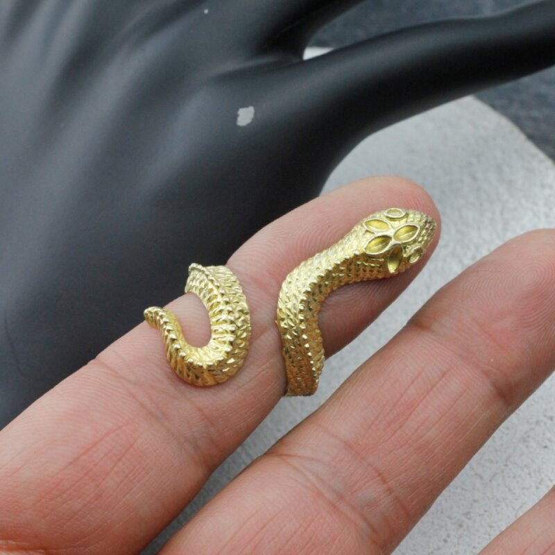 Brass hot sale snake ring